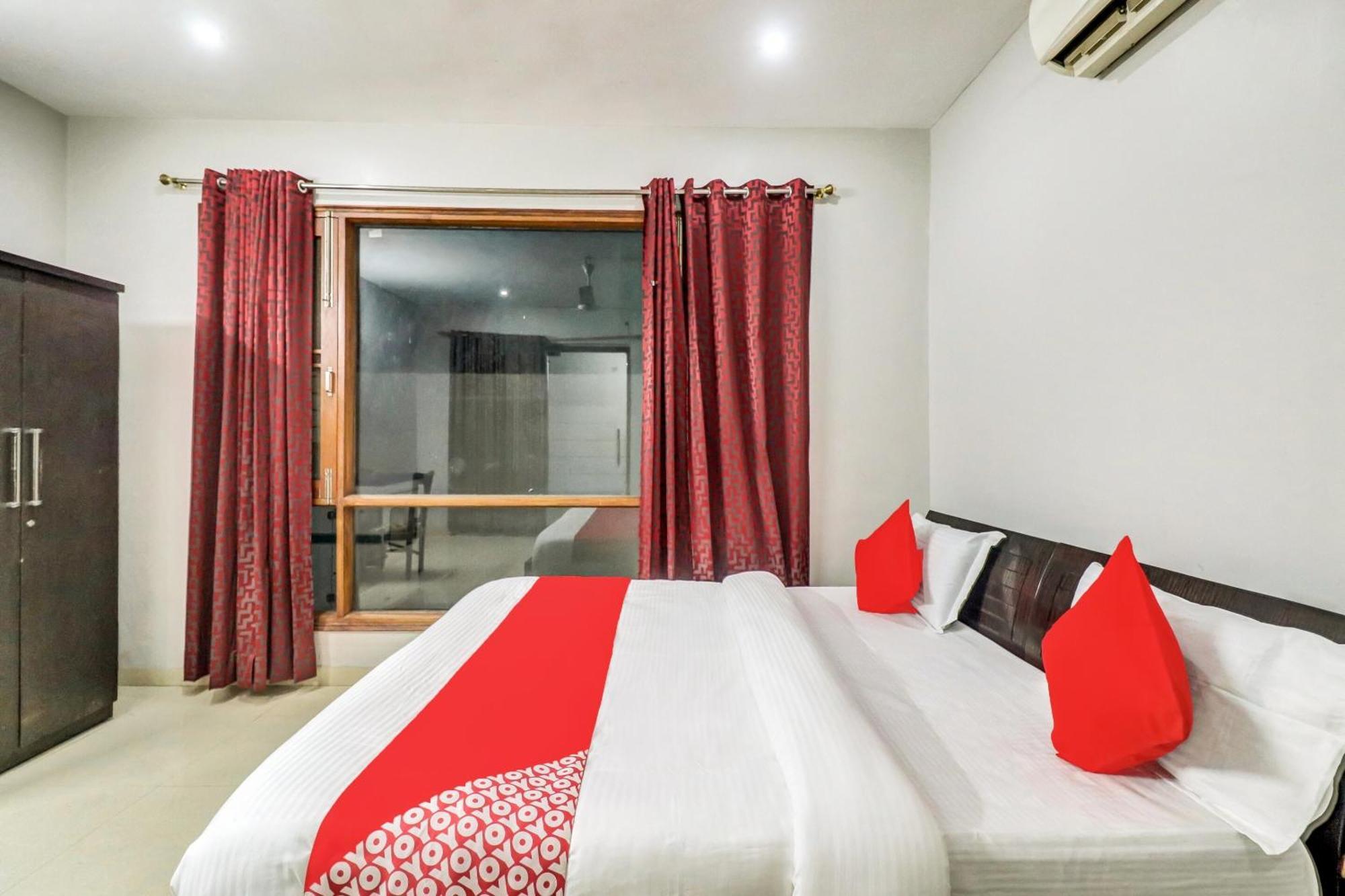 Hotel O Tokyo Chinhat Zewnętrze zdjęcie